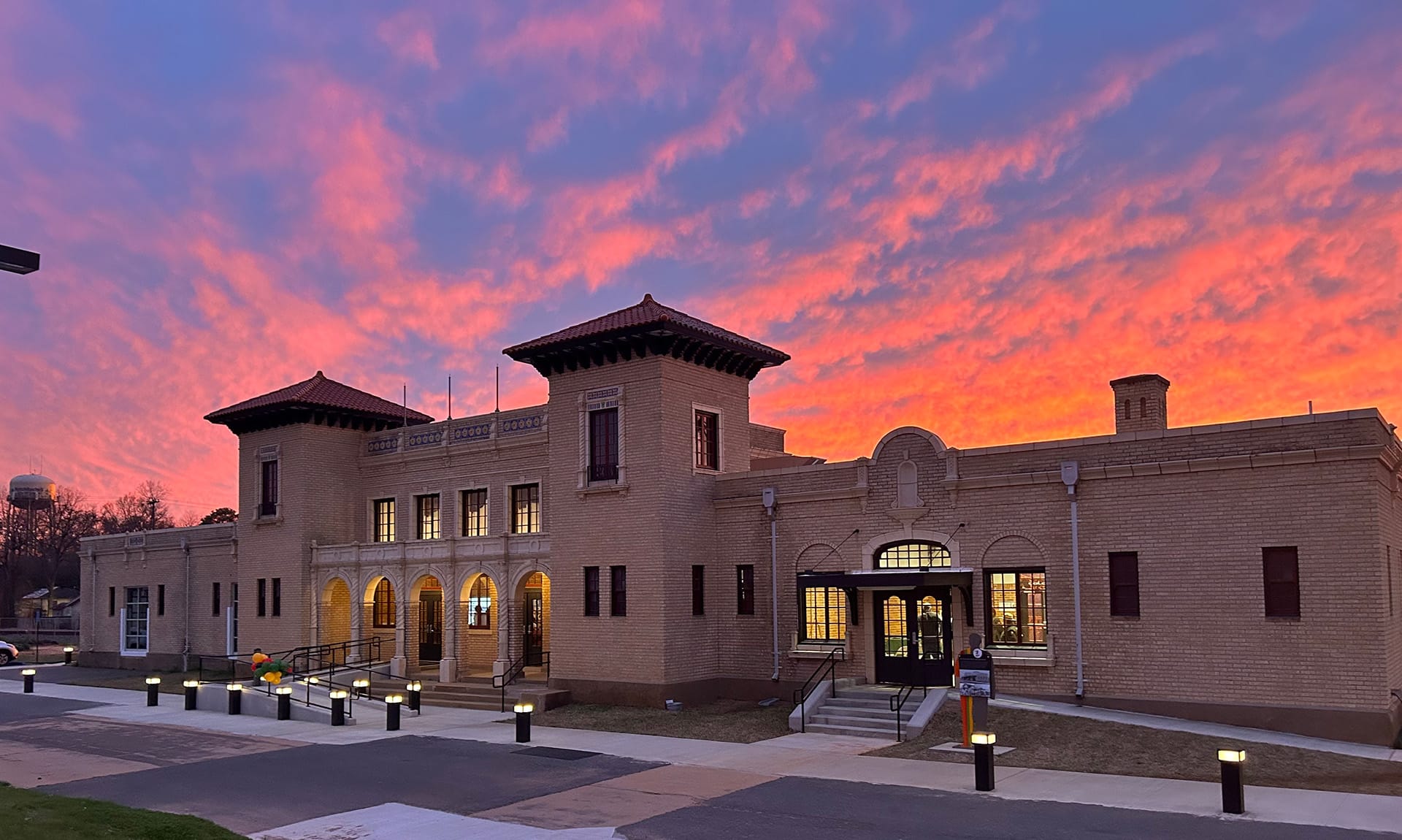 Texas and Pacific Railway Depot